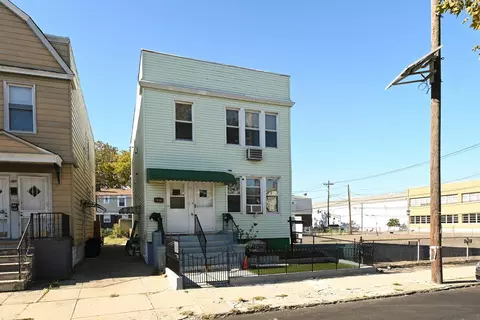 391 Van Nostrand Ave, Jersey City, NJ 07305