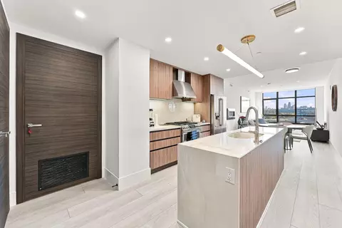 8701 Churchill Rd #506, North Bergen, NJ 07047