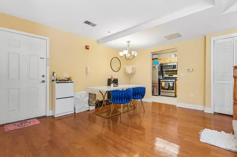 Dining - 200 Dey St #231, Harrison, NJ 07029 photo 3 of 3