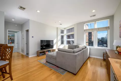 1100 Adams St #305, Hoboken, NJ 07030