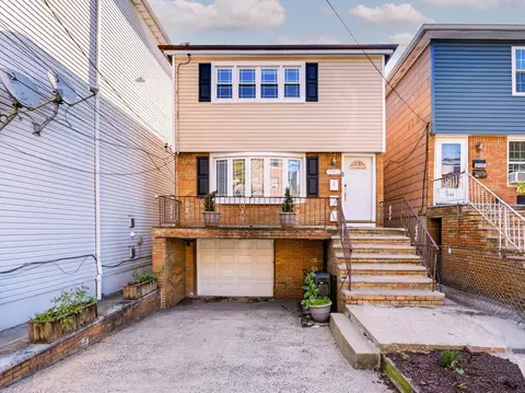 292 Randolph Ave #1, Jersey City, NJ 07304