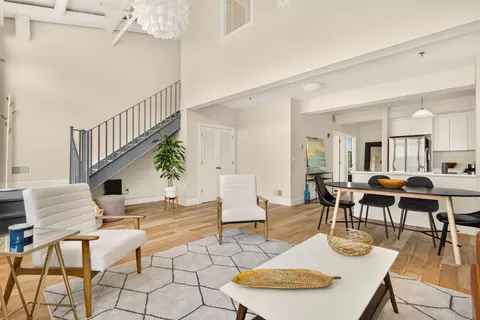 300 Communipaw Ave #232, Jersey City, NJ 07304