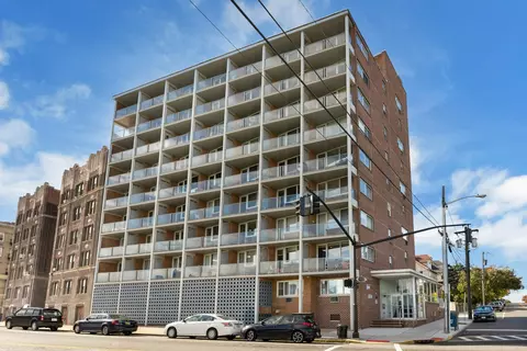 899 Blvd E #8E, Weehawken, NJ 07086