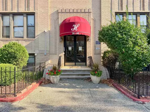38 Highland Ave #301, Jersey City, NJ 07306