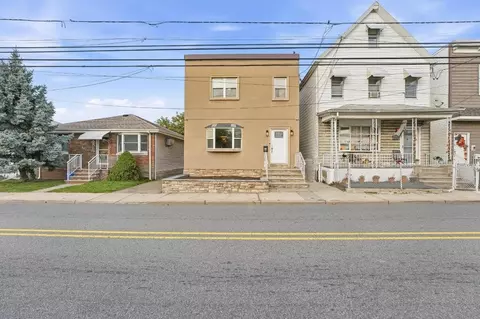 Exterior - 304 Front St, Secaucus, NJ 07094 photo 1 of 8