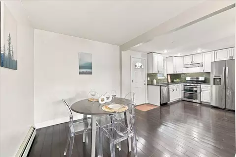 Dining - 304 Front St, Secaucus, NJ 07094 photo 2 of 3