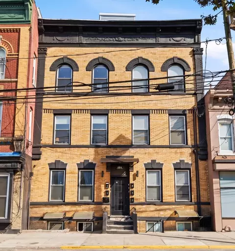 684 Summit Ave #A1, Jersey City, NJ 07306