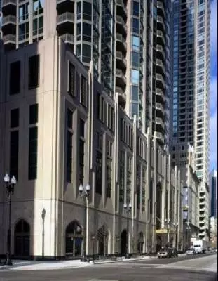 21 E Huron #3303, Chicago, IL 60611 photo 1