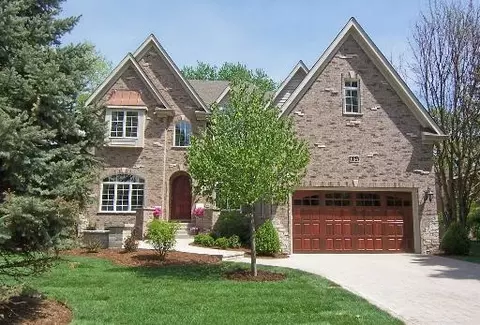 664 Willow Rd, Naperville, IL 60540 photo 1