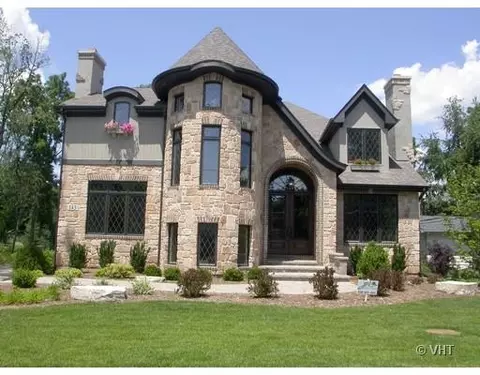143 E Hillside, Naperville, IL 60540 photo 1