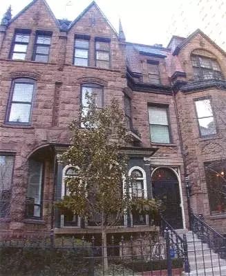 44 E Schiller, Chicago, IL 60610 photo 1