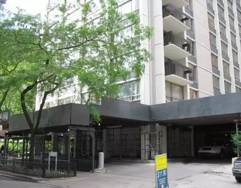 222 E Pearson #702, Chicago, IL 60611 photo 1