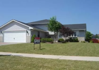 2009 Cumberland Dr, Plainfield, IL 60544 photo 1