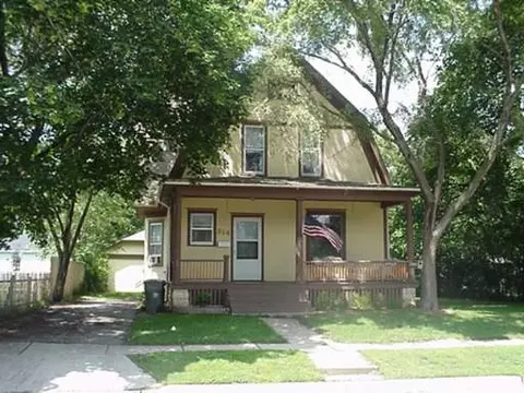 314 Plum St, Elgin, IL 60120 photo 1