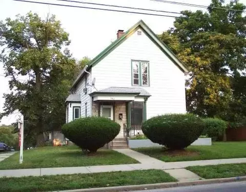 562 Grove, Elgin, IL 60120 photo 1