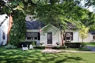 2136 Golf Ct, Glenview, IL 60025 photo 1