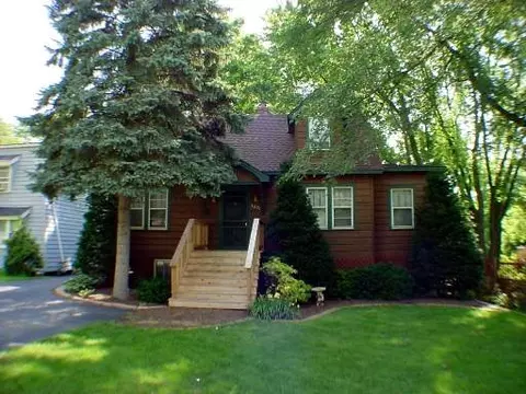 1201 Getzelman Ter, Algonquin, IL 60102 photo 1