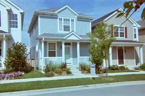 2163 Grayhawk Dr, Aurora, IL 60503 photo 1