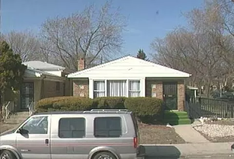232 E 83rd St, Chicago, IL 60619 photo 1