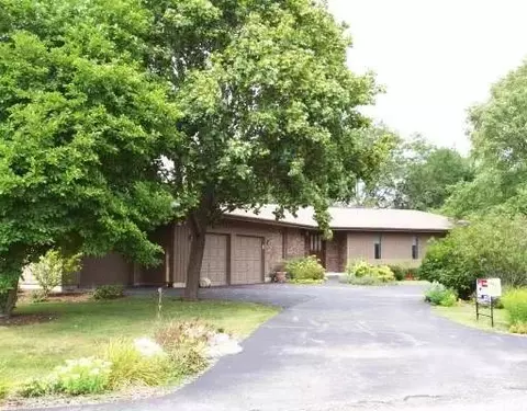 610 Morningside Pt, Elgin, IL 60123 photo 1
