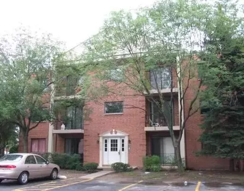 5500 Tinder Dr #6, Rolling Meadows, IL 60008 photo 1