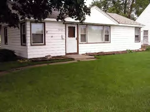 1305 N 5th, Kankakee, IL 60901 photo 1
