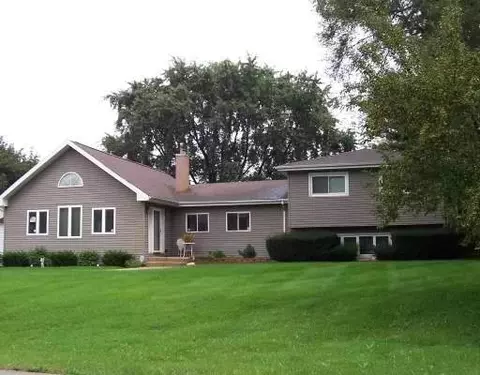 4 N041 Edwards Dr, Addison, IL 60101 photo 1