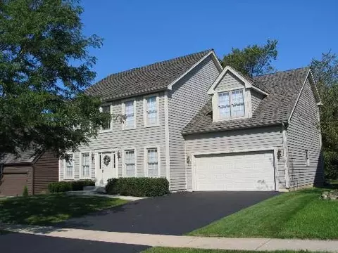 499 Cross Rd, Gurnee, IL 60031 photo 1