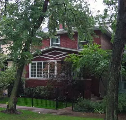 Undisclosed, Chicago, IL 60613 photo 1