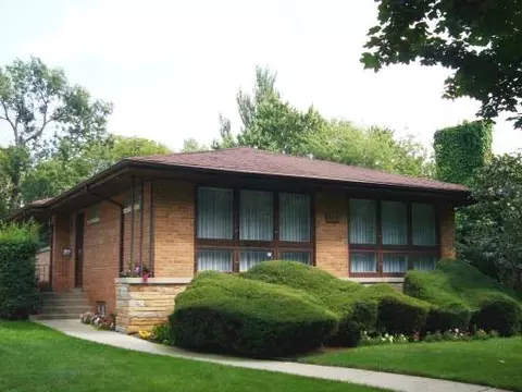 8947 Ewing, Evanston, IL 60203 photo 1