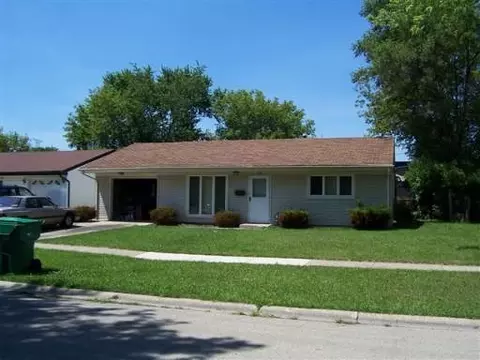 400 Sunset Ln, Wheeling, IL 60090 photo 1