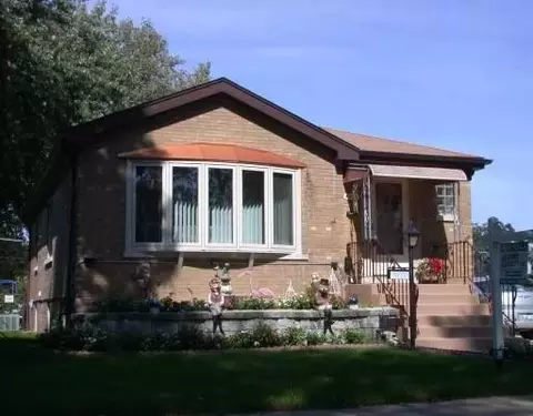 8222 W 45th St, Lyons, IL 60534 photo 1