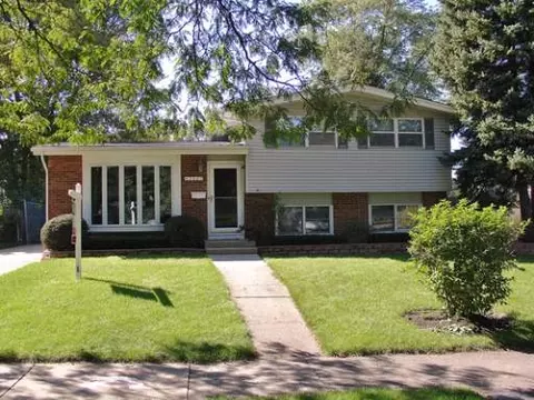 3407 S Wilke Rd, Rolling Meadows, IL 60008 photo 1