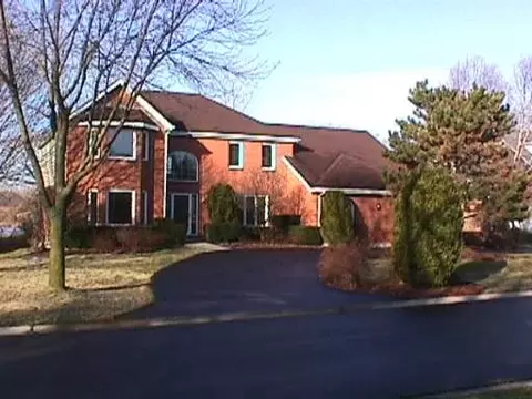 8460 Kimberly Ct, Burr Ridge, IL 60527 photo 1
