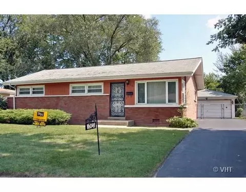 16041 Circle Dr, Markham, IL 60428 photo 1