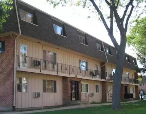 2304 Algonquin Rd #2, Rolling Meadows, IL 60008 photo 1