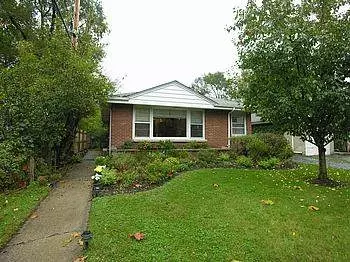 735 Echo Ln, Glenview, IL 60025 photo 1