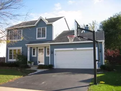 1526 Knotty Pine Dr, Elgin, IL 60123 photo 1