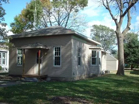 406 Center, Mazon, IL 60444 photo 1