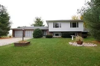 24711 Jackson Rd, Marengo, IL 60152 photo 1