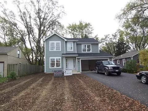 12 Deer Path, Lake In The Hills, IL 60156 photo 1