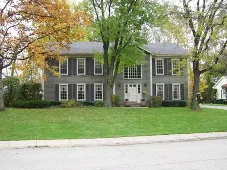 655 Carriage Way, Deerfield, IL 60015 photo 1
