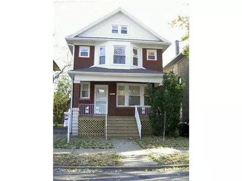 2621 E 74th Pl, Chicago, IL 60649 photo 1