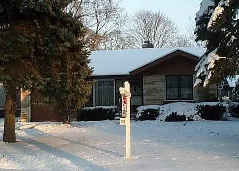 610 Eagle, Naperville, IL 60563 photo 1