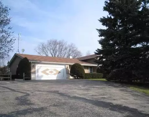 27 W766 Mack Rd, Wheaton, IL 60187 photo 1