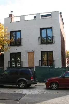 1739 W Henderson, Chicago, IL 60657 photo 1