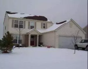 744 Suncrest Dr, Aurora, IL 60506 photo 1