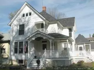 427 E Chicago, Naperville, IL 60540 photo 1