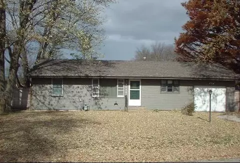 1002 Harmony, Mazon, IL 60444 photo 1