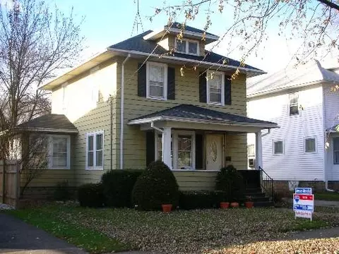 815 Watson St, Aurora, IL 60505 photo 1